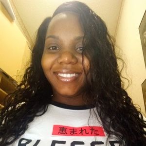 Meet your Posher, Joy